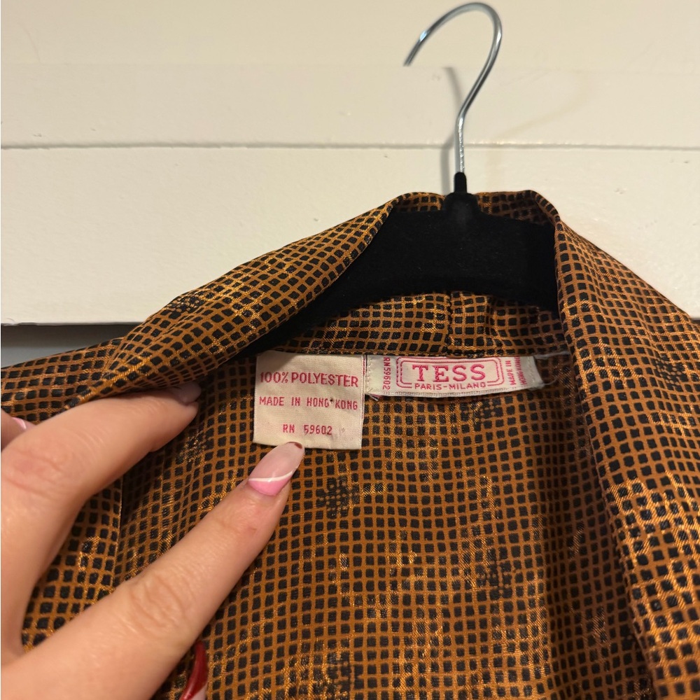 Beautiful 80s dress shirt - Picture 2 of 4